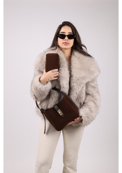 Gold Kilit Detay Aksesuarlı Ayarlanabilir Kilit Askılı El Kol ve Omuz Çantası modelleri