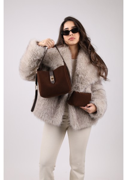 Gold Kilit Detay Aksesuarlı Ayarlanabilir Kilit Askılı El Kol ve Omuz Çantası fırsatları