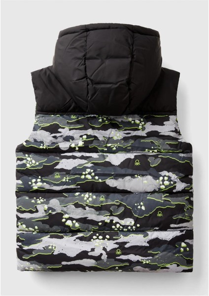 Erkek Çocuk Kamuflaj Desenli Kapüşonlu Pufa Yelek J00S fiyatları