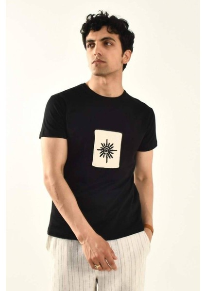 Bebe Mavisi Işleme Detaylı Bisiklet Yaka T-Shirt fırsatları