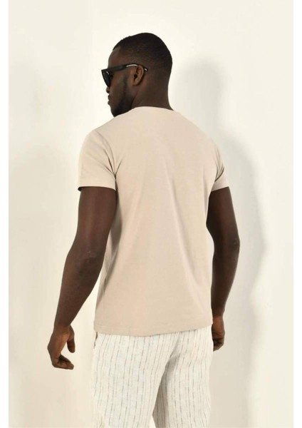 Çiçekli Örgü Detay Bisiklet Yaka Tshirt