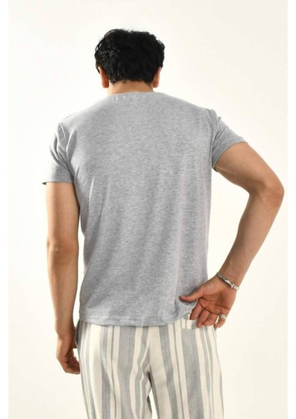 Papatya Nakış Detaylı Bisiklet Yaka T Shirt indirimleri