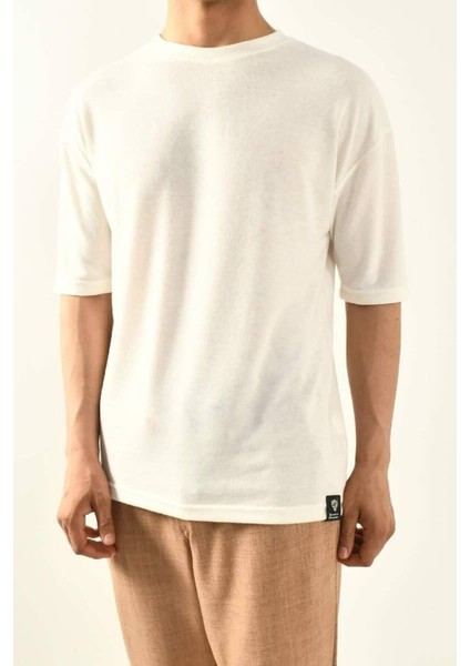 Soft Kumaş Rahat Kesim Basic T-Shirt fiyatları