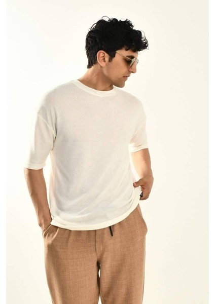 Soft Kumaş Rahat Kesim Basic T-Shirt fırsatları