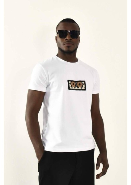 Çiçekli Örgü Detay Bisiklet Yaka Tshirt fırsatları