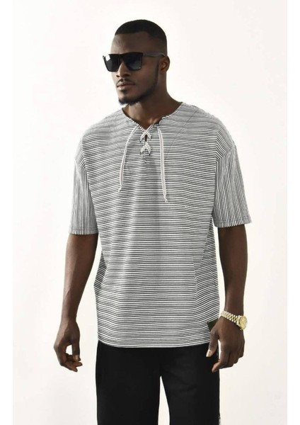 Bağcıklı Yaka Detaylı Oversize Tshirt