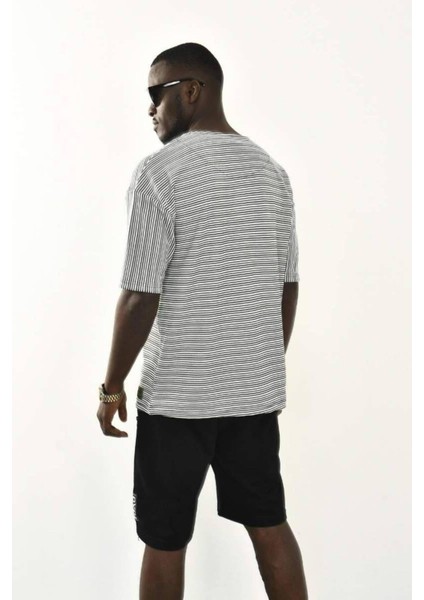 Bağcıklı Yaka Detaylı Oversize Tshirt