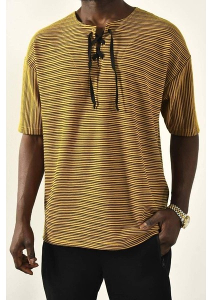 Bağcıklı Yaka Detaylı Oversize Tshirt