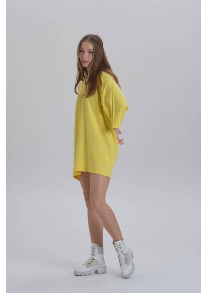 Kadın Sırt Baskı Detay Oversize T-Shirt Elbise modelleri