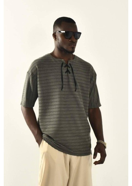 Yeşil Bağcıklı Yaka Detaylı Oversize Tshirt