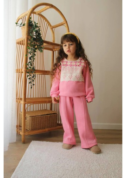 Çiçekli Dantelli Pembe Detaylı Kız Çocuk Tarz Eşofman Takımı fiyatları