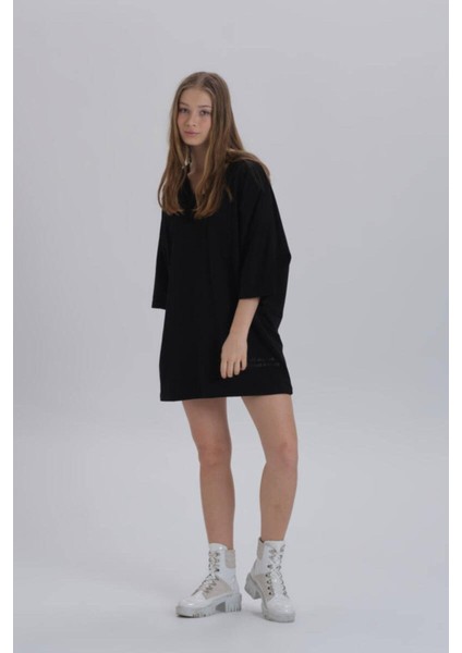 Siyah Kadın Sırt Baskı Detay Oversize T-Shirt Elbise