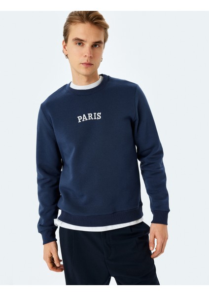 Bisiklet Yaka Pamuk Karışımlı Şardonlu Slogan Işlemeli Sweatshirt