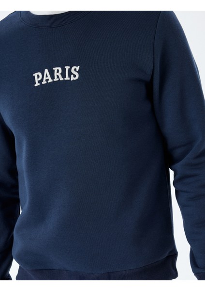 Bisiklet Yaka Pamuk Karışımlı Şardonlu Slogan Işlemeli Sweatshirt