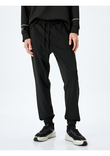 Beli Bağcıklı Lastikli Paça Jogger Spor Eşofman Altı