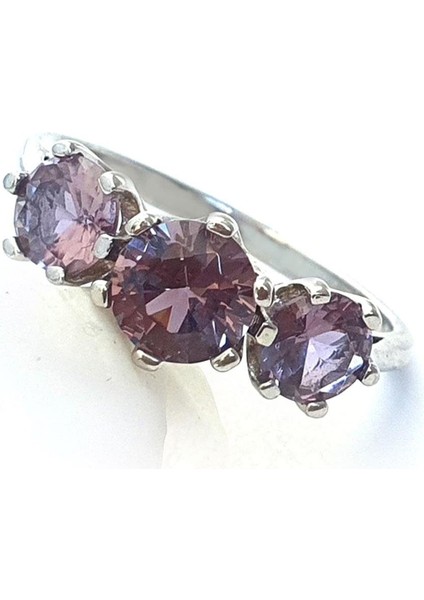 Sky Diamond Purple Renk Değiştiren Aleksandrit Taşlı Tria Yüzük modelleri