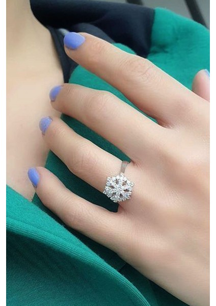 Zirkon Taşlı 925ayar Gümüş Kartanesi Yüzük