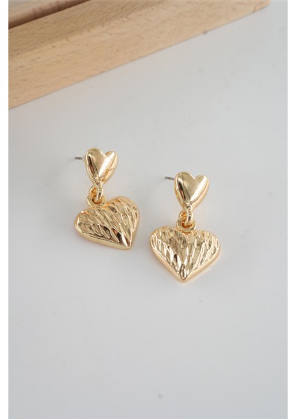 Kadın Özel Tasarım Kalp Figürlü Küpe