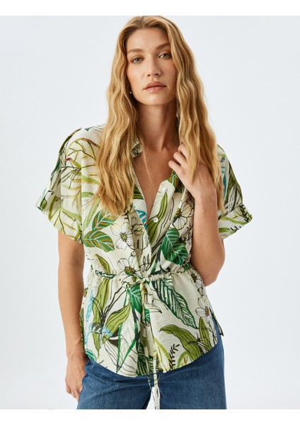 Floral Desenli Beli Bağlama Detaylı Viskon Kısa Kollu Oversize Gömlek