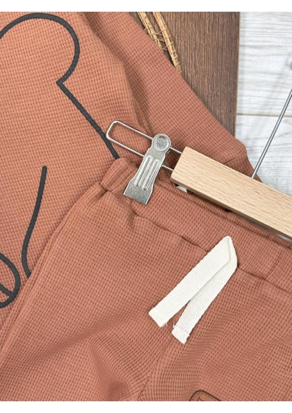 Waffle Kumaş Omuzdan Çıtçıtlı Animal Baskılı Erkek Bebek 2'li Takım modelleri