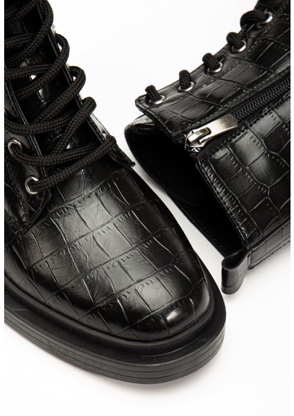 2024-2289 Siyah Kroko Bağcıklı Fermuarlı Günlük Kadın Bot fırsatları