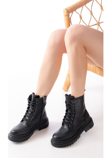 812-356 Siyah Bağcıklı Fermuarlı Günlük Kadın Bot fiyatları