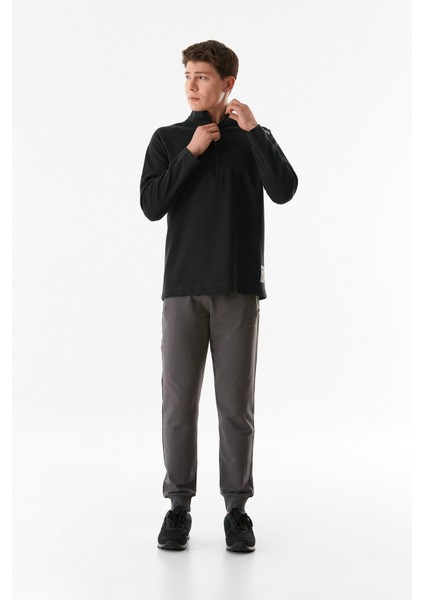 Collective Energy Yazı Baskılı Yarım Fermuarlı Dik Yaka Sweatshirt modelleri