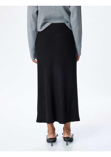 Slim Fit Beli Bağcıklı Kruvaze Midi Boy Etek fırsatları