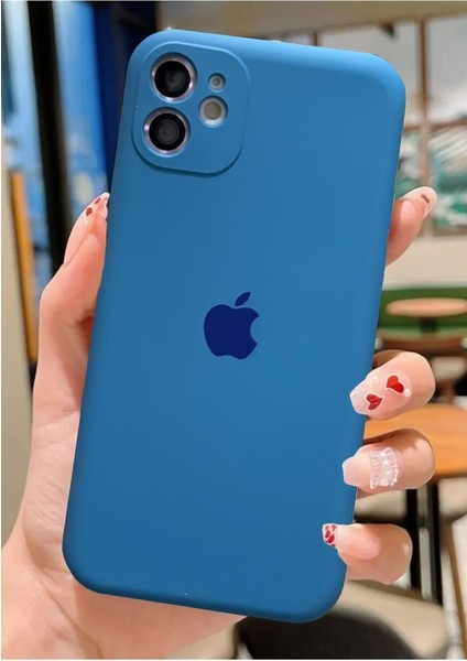 Apple iPhone 11 Uyumlu Logolu Lansman Içi Kadife Kılıf