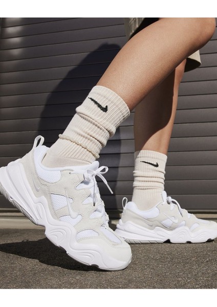 Tech Hera Beyaz Kadın Sneaker DR9761-100 fiyatları