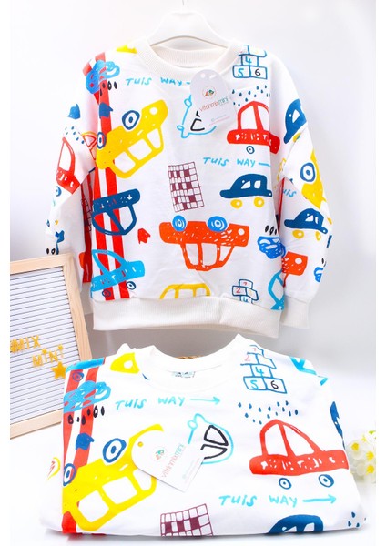Araçlar Desenli Renkli Erkek Çocuk Uzun Kollu Sweatshırt fırsatları