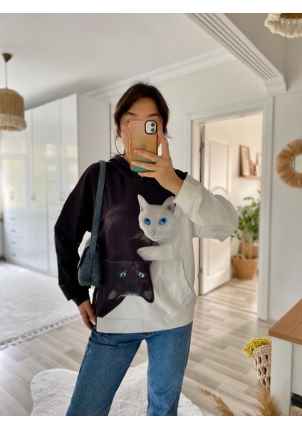 Kadın Uzun Kollu Kapşonlu Bağcıklı Kedi Desenli Şardonlu Dalgıç Bluz