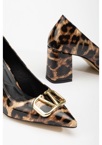 Lisse Leopar Rugan Toka Detaylı Kalın Topuklu Ayakkabı modelleri