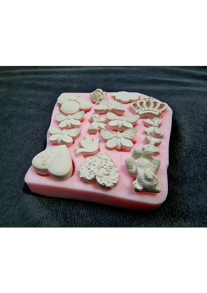 Kelebek Ayı Kalp Taç Bulut Balon Kuş Gül Çiçek Kurdele, 16 Objeli Silikon Kalıp K-1145 fiyatları