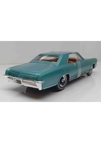 1:26 Ölçek Buick Riviera( Diecast Metal Model) modelleri