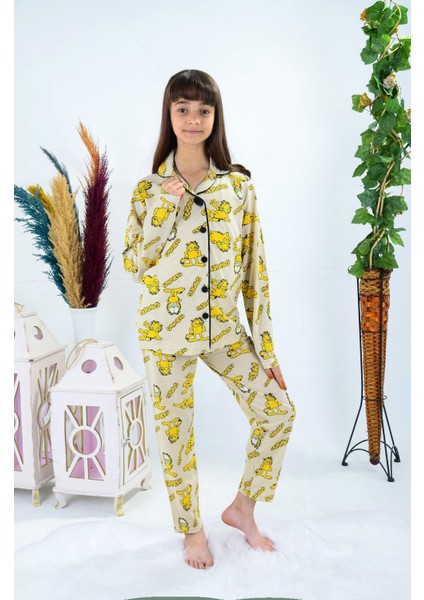 Garfield Kız Çocuk Pijama Takımı