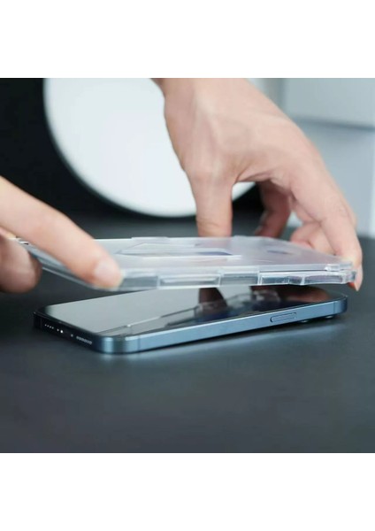 iPhone 16 Pro Uyumlu Uygulama Aparatlı Anti Static Magic Box Ekran Koruyucu