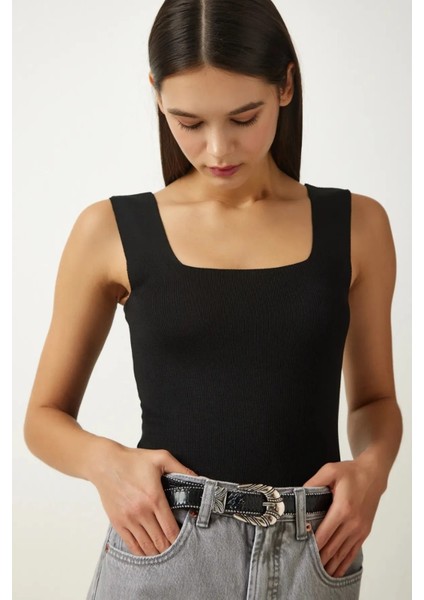 Kadın Beyaz Kare Yaka Triko Crop Bluz modelleri