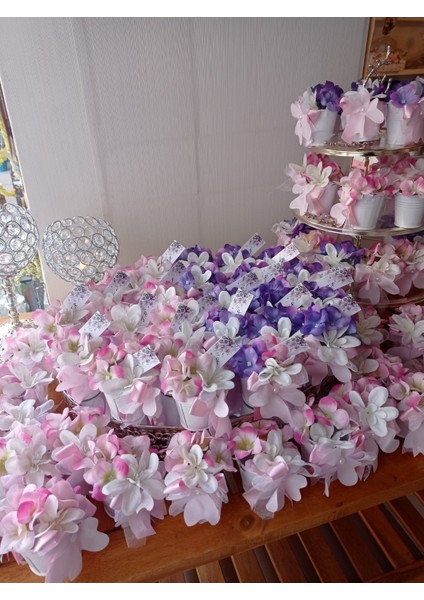 Dekoratif Yapay Bahar Çiçekleri ile Süslü Mini Metal Kova, 10 Adet fırsatları