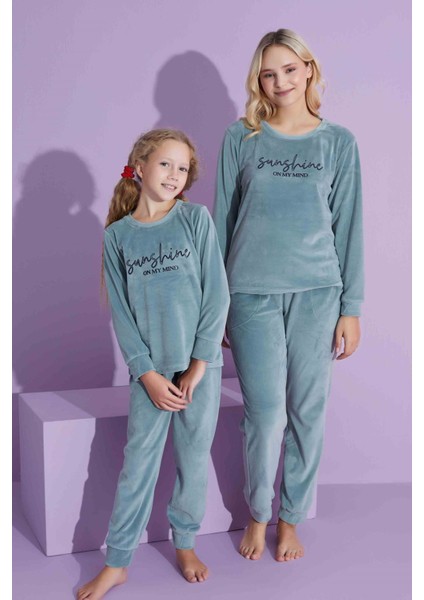 Tarp Yeşil Kadife Anne Pijama Takımı 6423-3-Y fiyatları