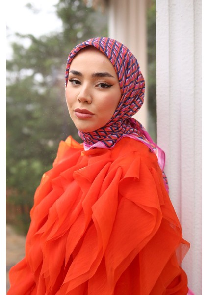 90 x 90 Olinda Eşarp 48002-3943