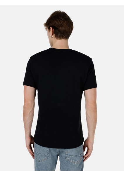 Regular Fit Yuvarlak Yaka Erkek Siyah Kısa Kol Tişört Cl1068133