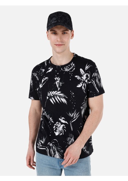 Regular Fit Yuvarlak Yaka Erkek Siyah Kısa Kol Tişört Cl1069390