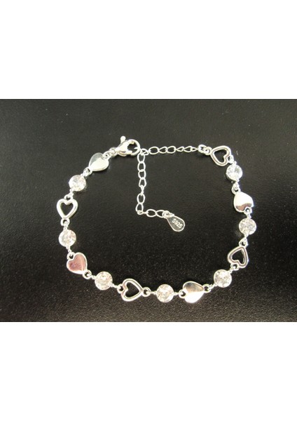 Kalp Detaylı Gümüş Rengi Zarif Bileklik indirimleri