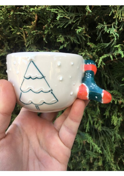 Yılbaşı Temalı Noel Baba Çorabı Detaylı El Yapımı Seramik Kahve Kupası Kahve Fincan