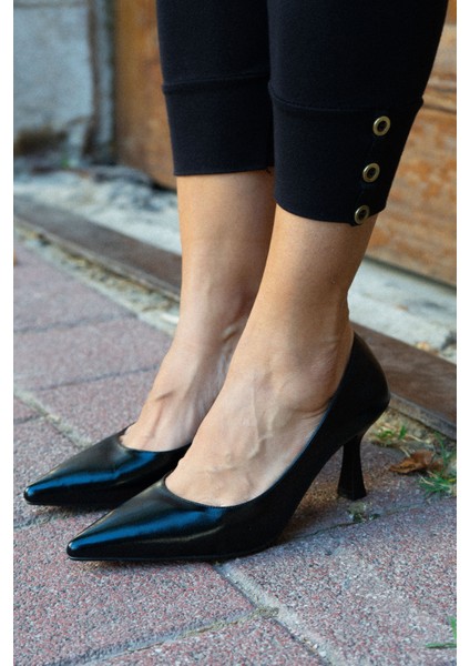 Aquila Siyah Rugan Stiletto / Klasik, 5 Cm, Rahat Günlük Stiletto Topuklu Ayakkabı fırsatları