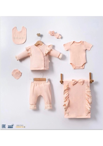 Yakası Fırfır Detaylı Kız Bebek 7 Parça Battaniyeli Hastane Çıkışı Seti