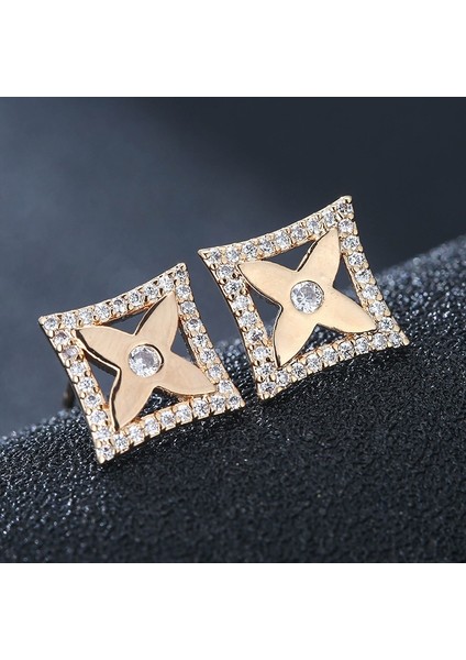 Gümüş Tarzı Yeni Avrupa ve Amerikan Basit Tarz Tatlı Kare Çiçek Zirkon Küpe Takı (Yurt Dışından) modelleri