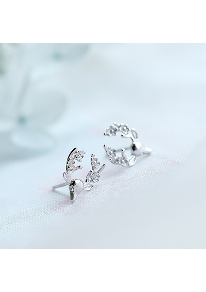 Yeni Gümüş Minik Sevimli Geyik Boynuzu Küpe Kristal Kar Tanesi Takı Sevgililer Günü Hediye (Yurt Dışından) modelleri