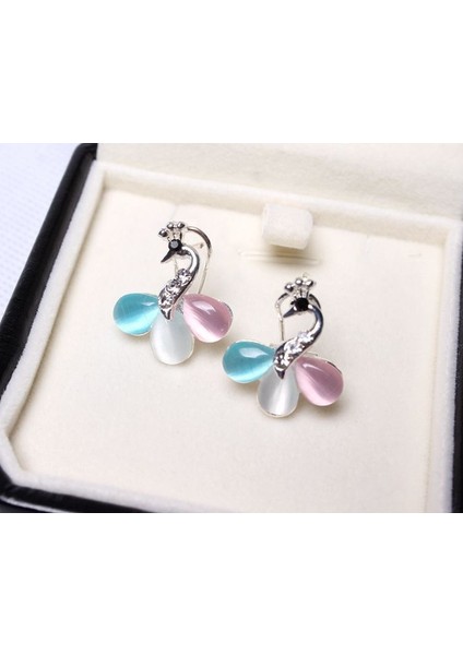 Moda Damla Küpe Kulak Klipsi Tavuskuşu (Yurt Dışından) fiyatları